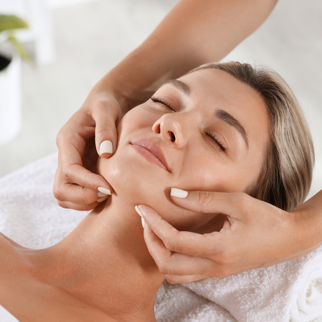Facial massage and skincare hands-on workshop for massage therapists
