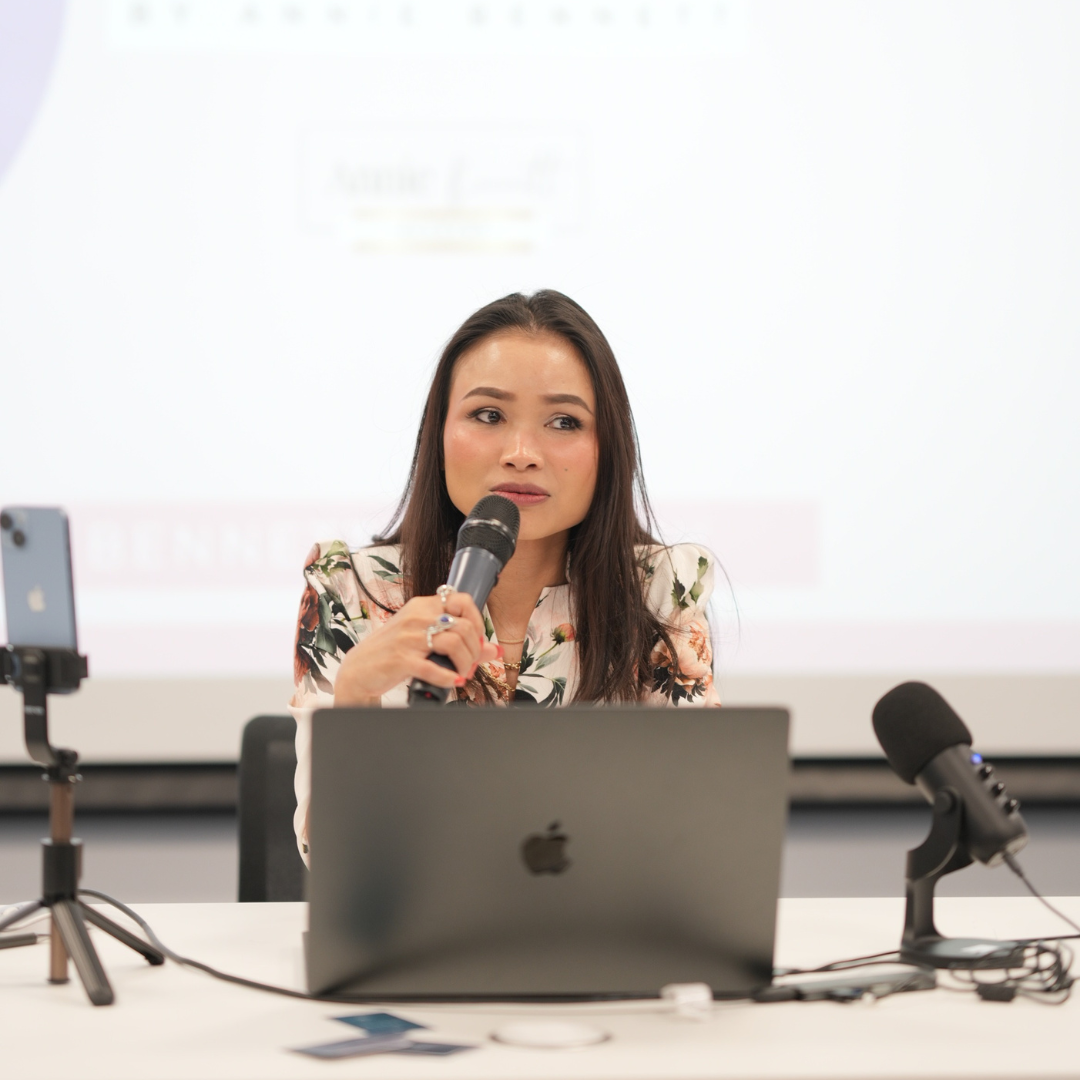 Kru Annie Bennett social media expert teaching massage business owners